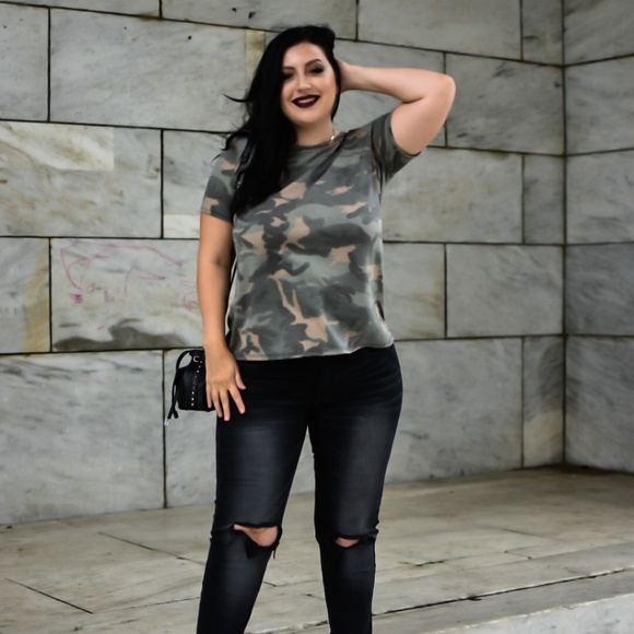 CAMO SLASH TEE - Picture 3 of 8